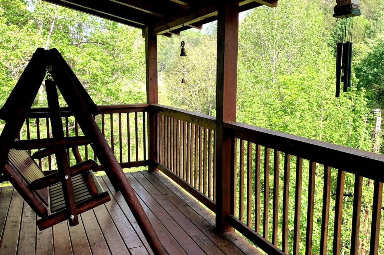 Smoky Mtn Hideaway - Cabin W/ Hot Tub & Pool Table Villa Sevierville Buitenkant foto