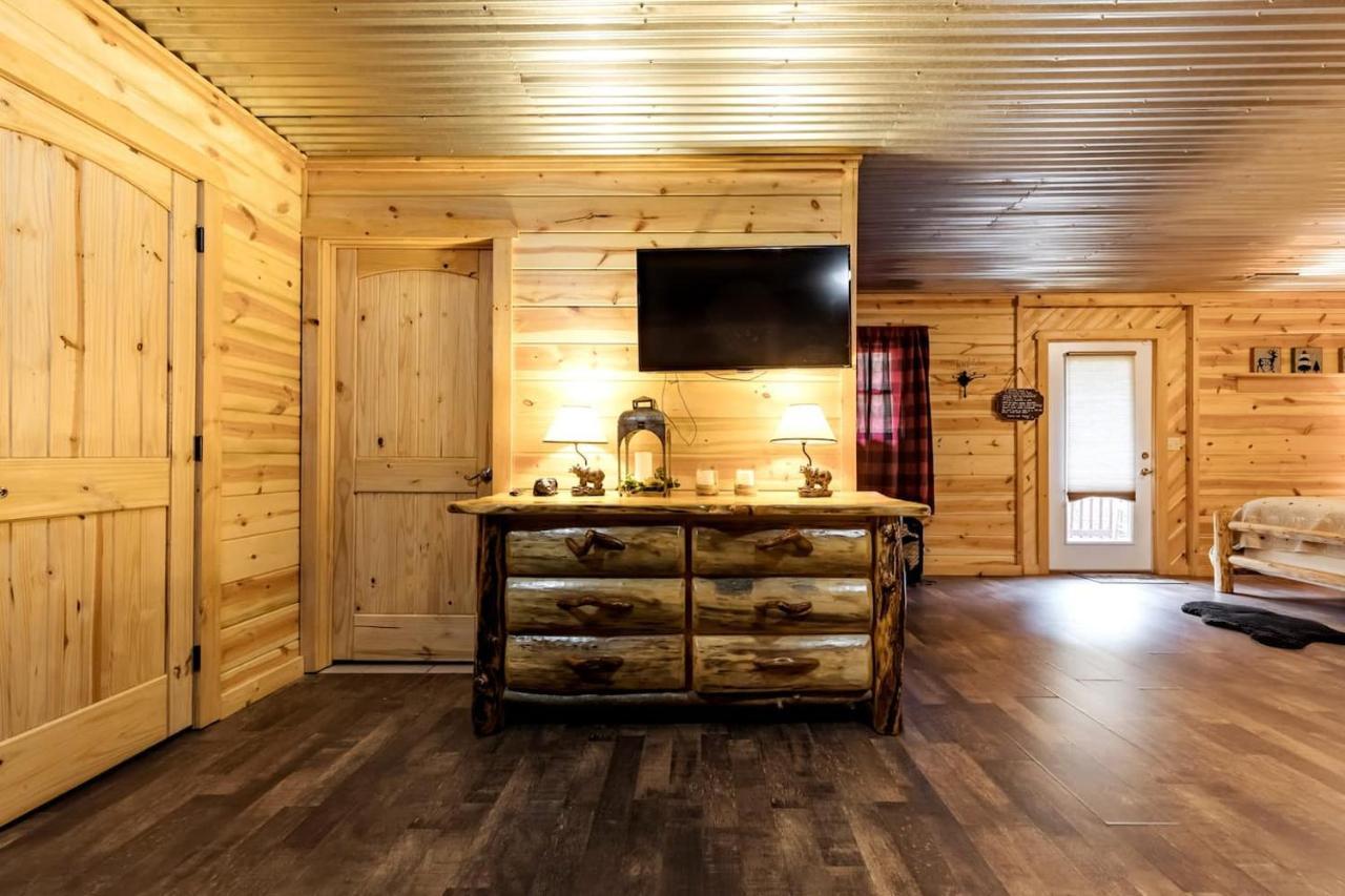 Smoky Mtn Hideaway - Cabin W/ Hot Tub & Pool Table Villa Sevierville Buitenkant foto